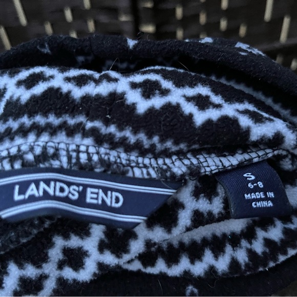 Lands’ End Fleece Pullover Turtleneck Black and white, super soft - Picture 2 of 3
